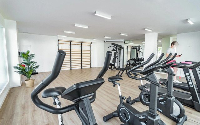 JG- Top modern apartment in Nueva Andalucia