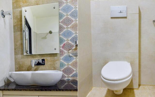 Fabhotel The Castle Homestay Inn