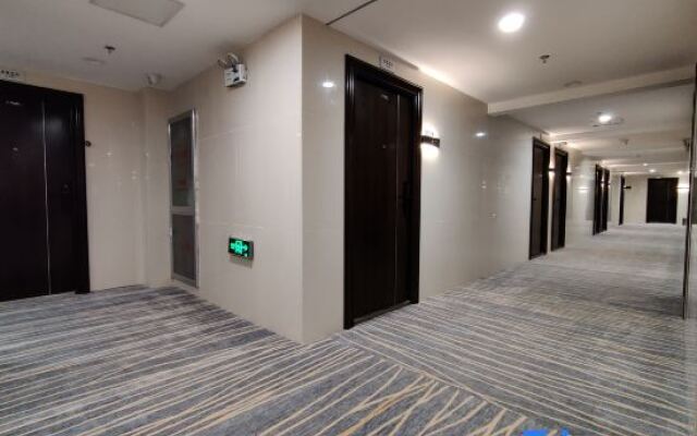 YunLing Business Hotel