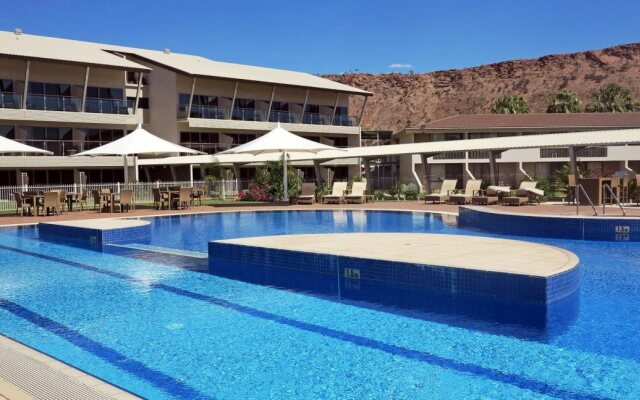 Crowne Plaza Alice Springs Lasseters by IHG
