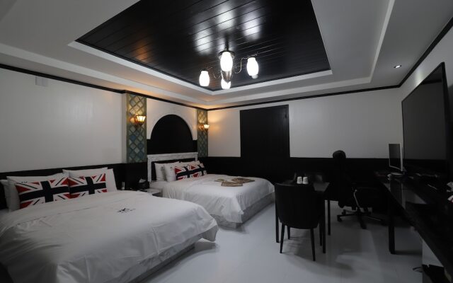 Gunsan JNK Classic Hotel - Black