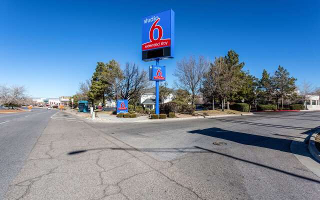 Studio 6 Albuquerque, NM - North