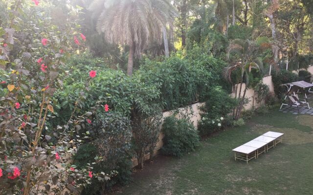 Hotel Sunset Inn Mount Abu with Swimming Pool