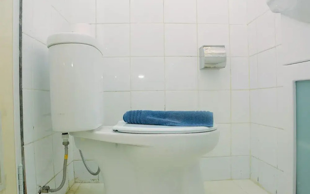 Cozy Living with Modern Design 1BR Kebagusan City Apartment
