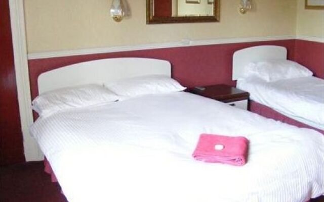 Fernlea Hotel