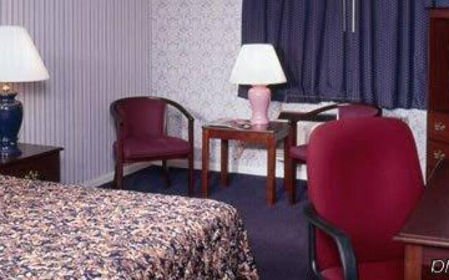 Hotel Carlisle-Embers Convention