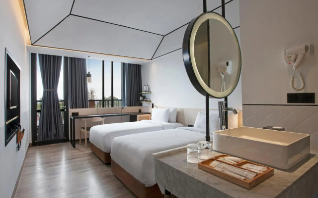 Gaia Cosmo Hotel