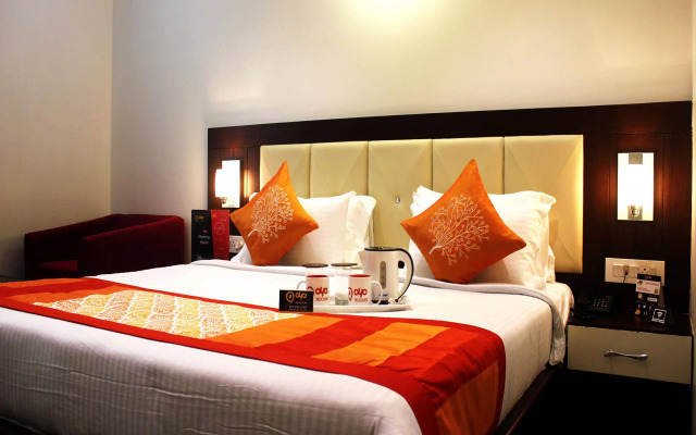 Hotel Taj Heights