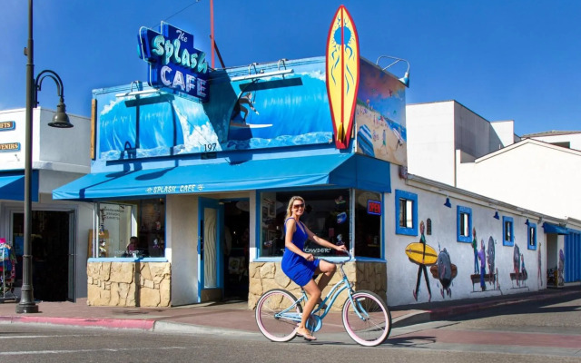 SeaVenture Beach Hotel