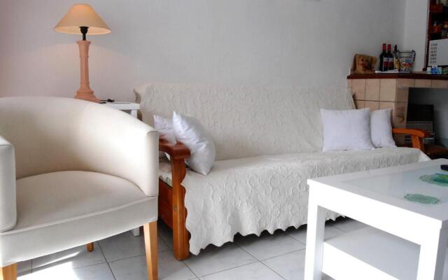 Corona 204 Apartments Casasol