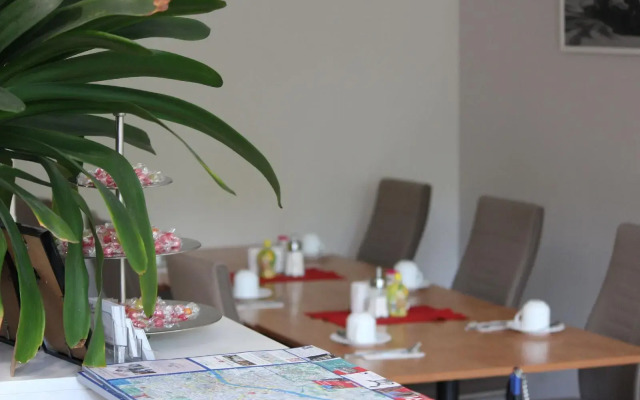 Hotel Am Kurfuerstenplatz - Messe