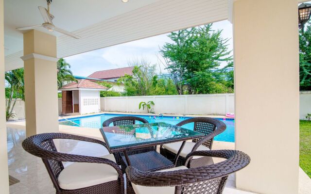 Baan Uptown Pool Villa