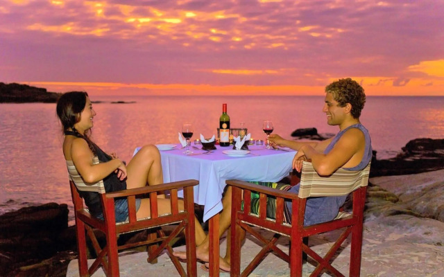 Barefoot Manta Island Resort and Marine Sanctuary