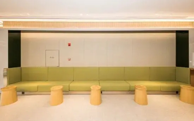 Ji Hotel (Tianjin Tucheng Metro Station)