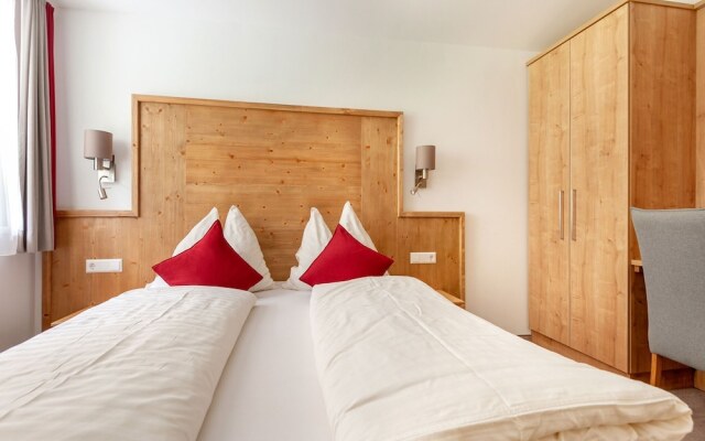 Gorgeous Apartment in Saalbach with Sauna near Ski Slopes