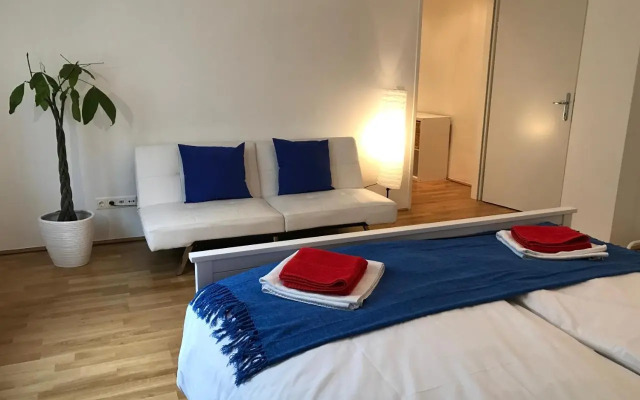 Apartment France | Operastreet