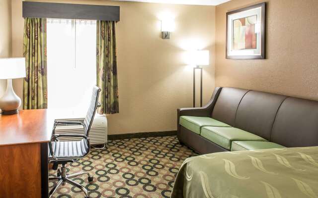 Quality Inn & Suites Columbus West - Hilliard