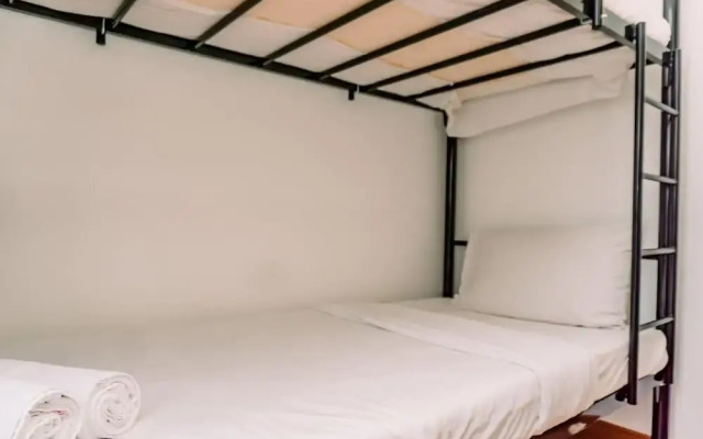 Fancy 2Br Apartment At M-Town Residence Near Summarecon Mall