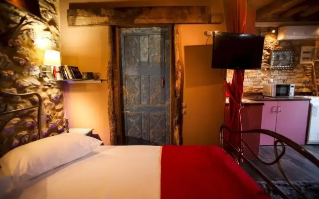 Antique Luxury Groundfloor Suite