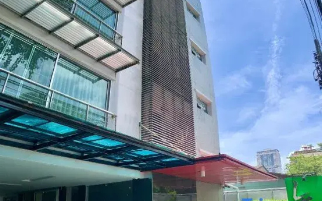 Vivi Avenue Thonglor by ViVi Avenue Happy Stay