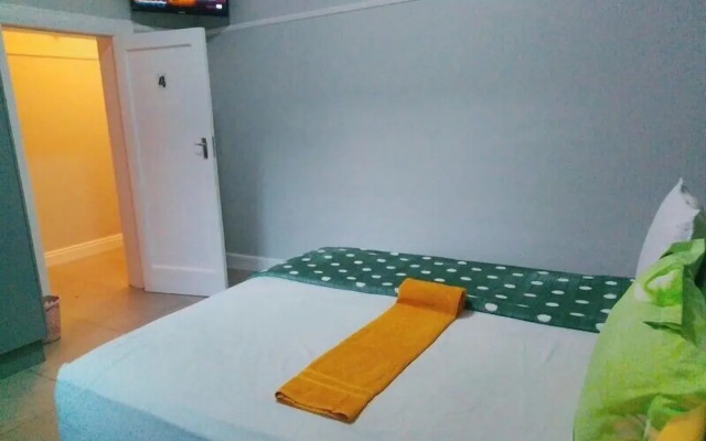 Neo & ruks guest house goodwood