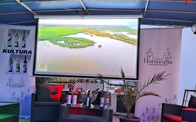 Hotel Plutitor Egreta 1