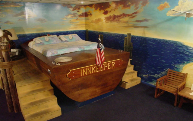 Wildwood Inn Tropical Dome & Theme Suites