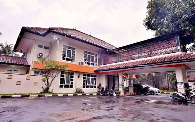 ZEN Rooms Pejaten Raya