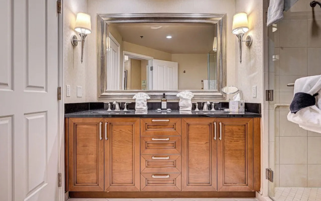 Sierra Sol Studio at Signature Hotel