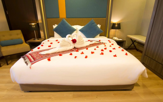 Goldenbay Hotel