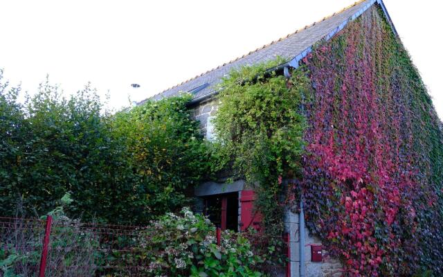 La Maison Jaune à la Janaie