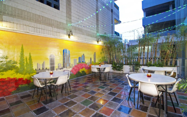 RedDoorz Thamrin Kebon Sirih