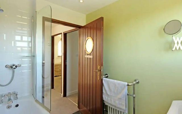 Beach House - Dryll-y-gro