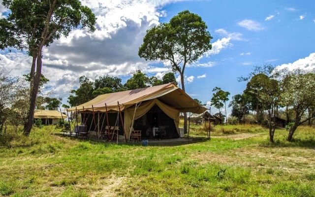 Serengeti Savannah Camps