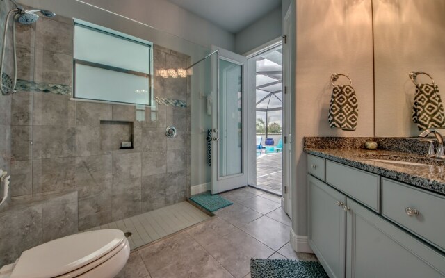 Villa Lake Kennedy - Roelens Vacations