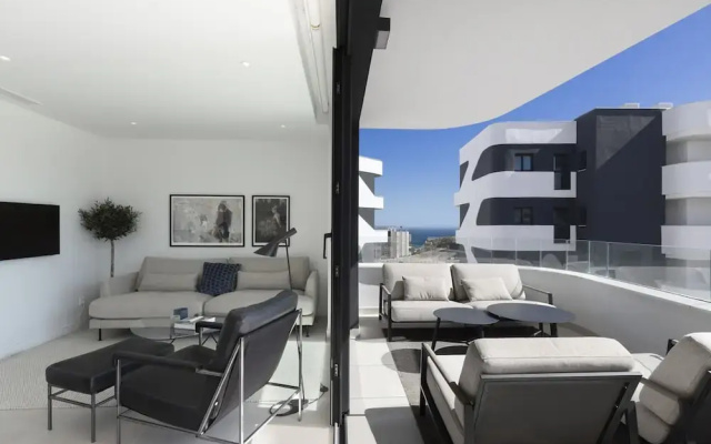 Luxury Apartment With Terrace in Higueron