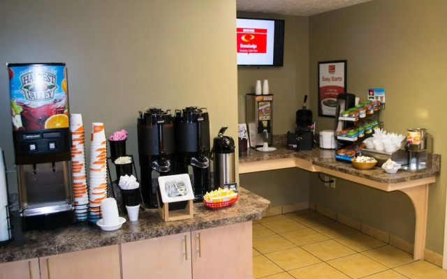 Super 8 By Wyndham Sandusky