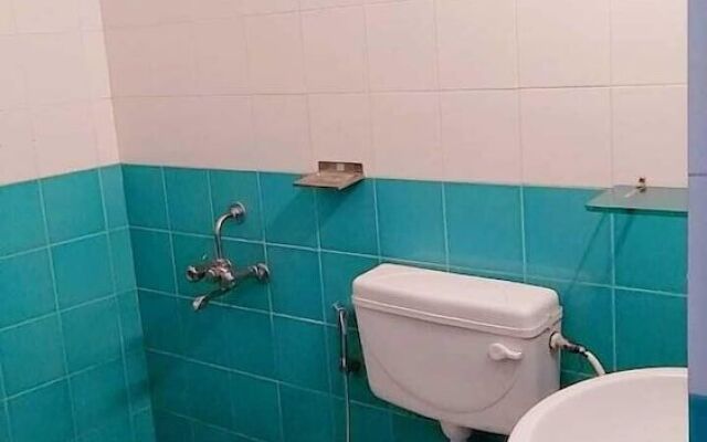 Candolim Hideout Resort