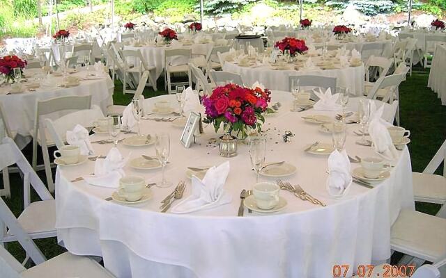 Nichols Village Hotel and Spa