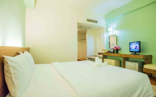 Bunjongburi Hotel