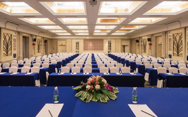 Sanya Baohong Hotel