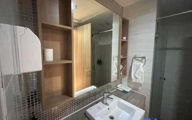 Chunfeng Chujian Apartment (Linyi Evergrande Huafu Branch)