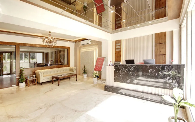 Marks Hotel & Banquet