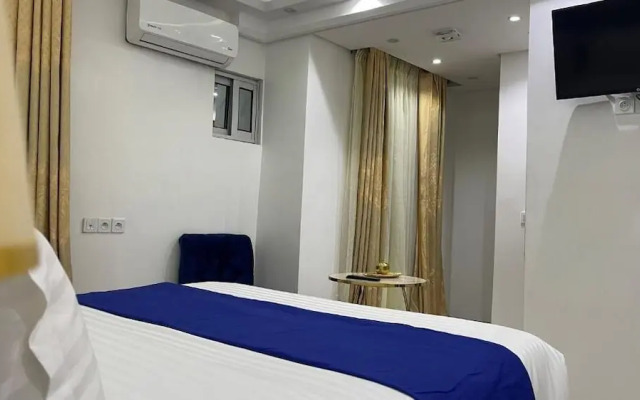 Saint James Marguerita Hotel Douala