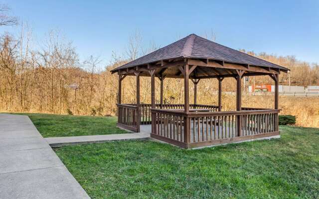 Comfort Suites South Point - Huntington