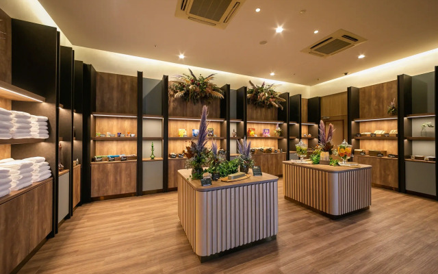 Oriental Hotel Okinawa Resort & Spa