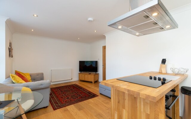 Inviting 1-bed Apartment in Banbury