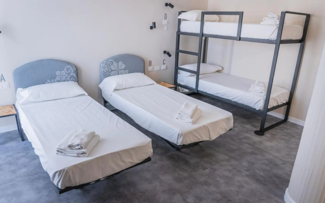 Piccolo Catalunya Hostel