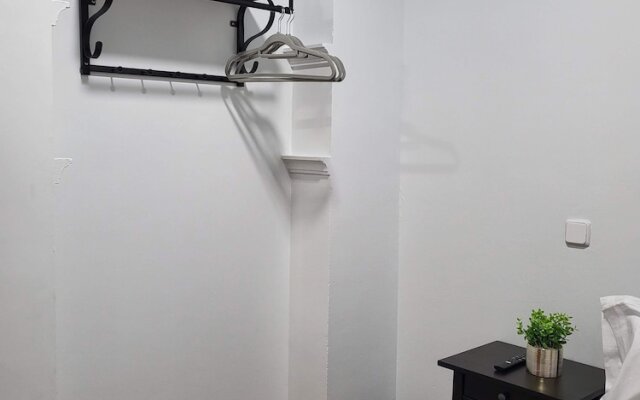 M-A Catrachos Rooms