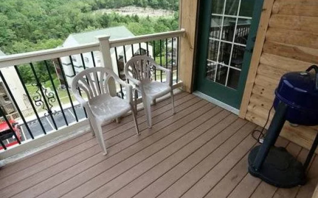 Eagle's Nest Condo Resort